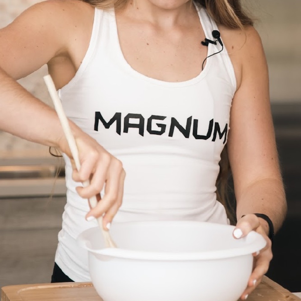 7/$20 Fit Army MAGNUM tank top size small
